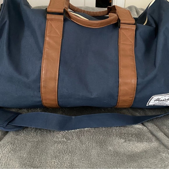 Herschel Supply Company Bags Hershel Navy Weekender Bag Poshmark